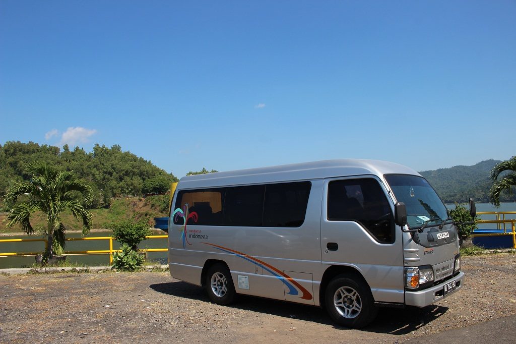 Rental Elf Tangerang Kota Harga Ekonomis untuk Rombongan